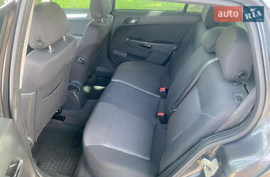 Універсал Opel Astra 2010 в 
