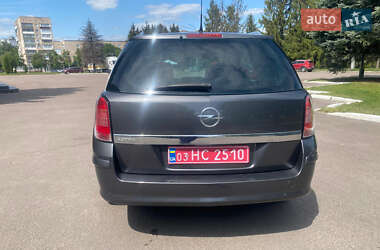 Універсал Opel Astra 2010 в 