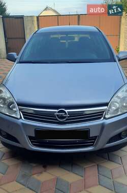 Седан Opel Astra 2008 в Херсоне