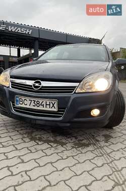 Універсал Opel Astra 2009 в Калуші