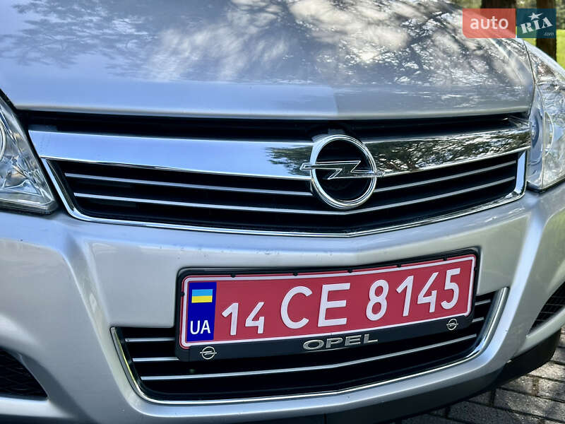 Універсал Opel Astra 2008 в Дрогобичі