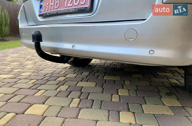 Універсал Opel Astra 2010 в 