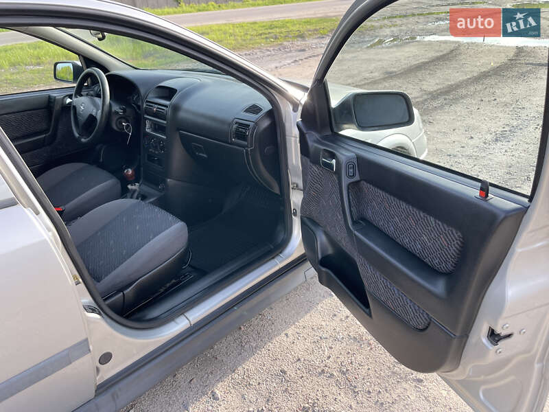 Хетчбек Opel Astra 2001 в Фастові
