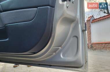 Седан Opel Astra 2006 в 