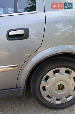 Седан Opel Astra 2007 в 