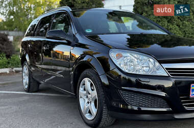 Универсал Opel Astra 2007 в 