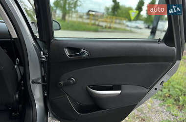 Універсал Opel Astra 2010 в 