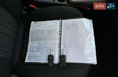 Універсал Opel Astra 2010 в 
