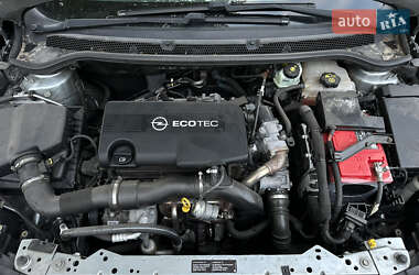Універсал Opel Astra 2010 в 
