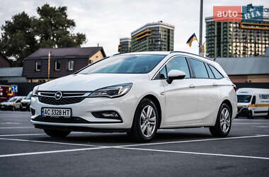 Универсал Opel Astra 2018 в Киеве