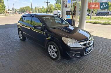 Хэтчбек Opel Astra 2008 в 