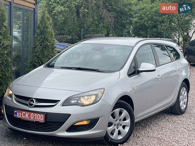 Универсал Opel Astra 2015 в 