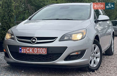 Универсал Opel Astra 2015 в 
