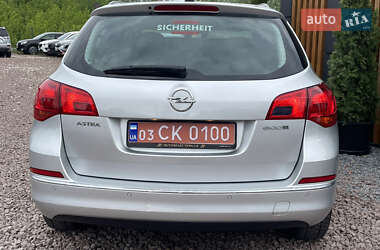 Универсал Opel Astra 2015 в 