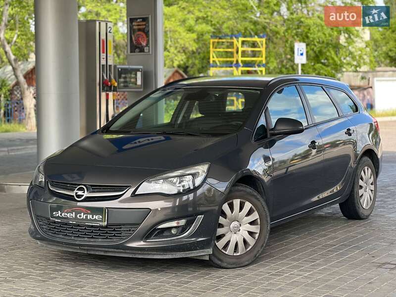 Opel Astra 2013