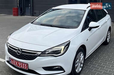 Универсал Opel Astra 2018 в 