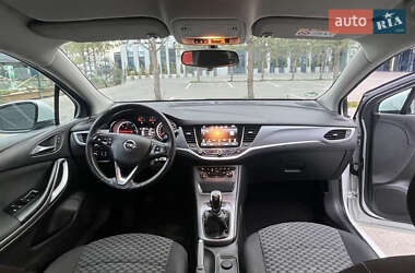 Универсал Opel Astra 2018 в 