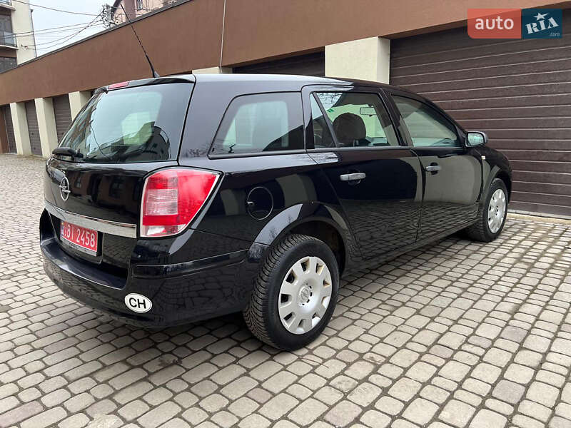 Универсал Opel Astra 2010 в Коломые
