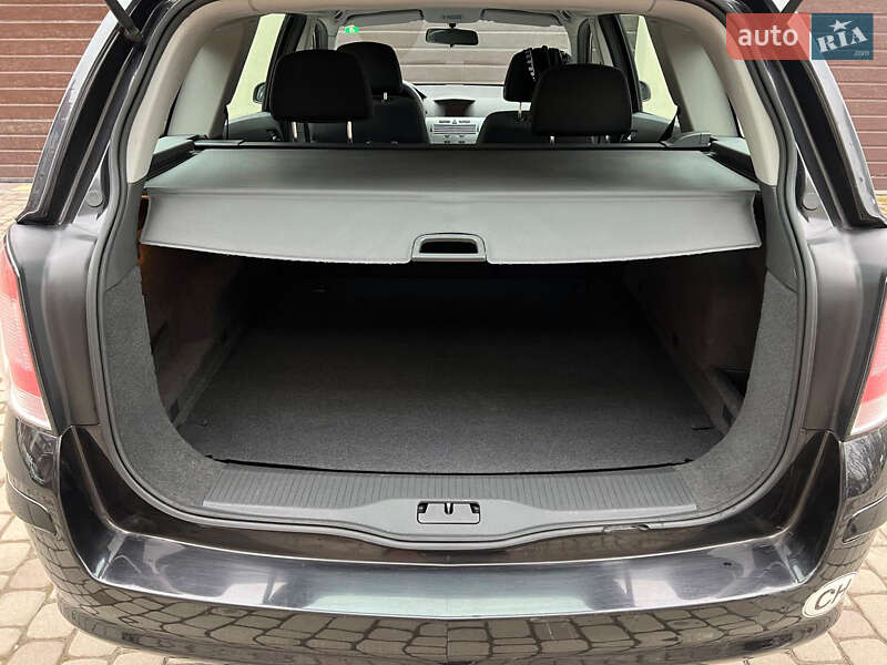 Универсал Opel Astra 2010 в Коломые