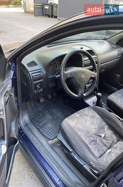 Хетчбек Opel Astra 1999 в 
