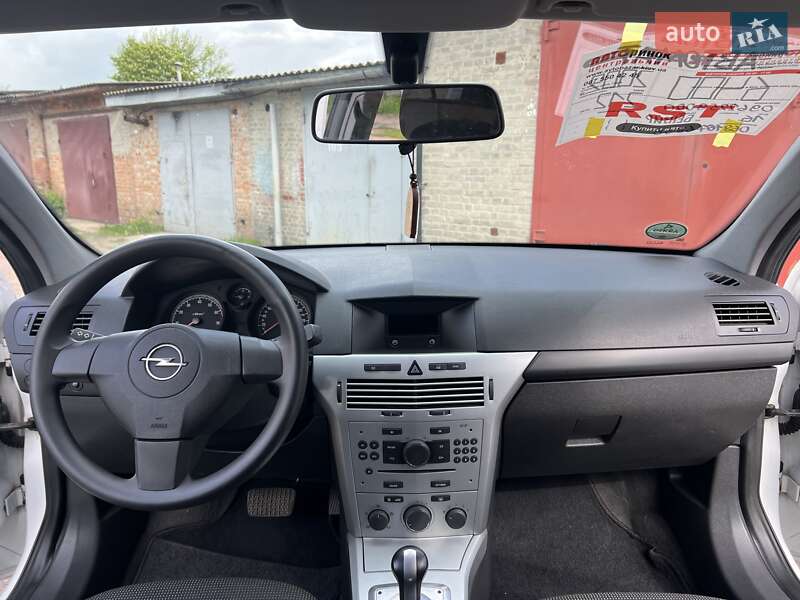 Универсал Opel Astra 2010 в Нежине