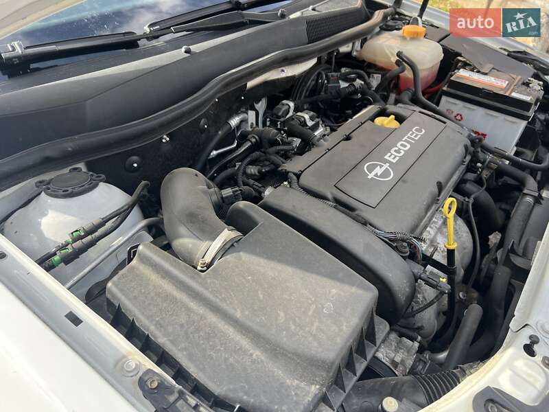 Универсал Opel Astra 2010 в Нежине