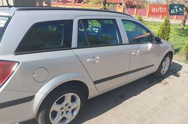 Універсал Opel Astra 2006 в Кривому Розі