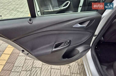 Универсал Opel Astra 2020 в 