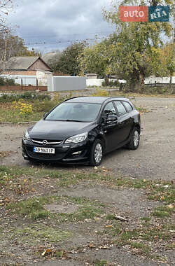 Универсал Opel Astra 2012 в Киеве