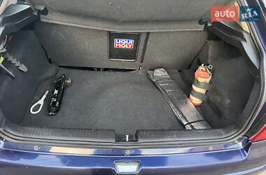 Хетчбек Opel Astra 2003 в 