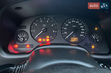 Хетчбек Opel Astra 2003 в 