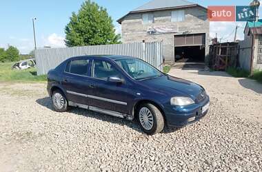 Хэтчбек Opel Astra 1999 в Тячеве