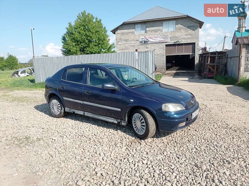 Хетчбек Opel Astra 1999 в 