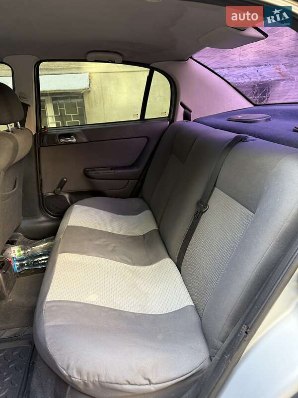 Седан Opel Astra 2007 в Киеве
