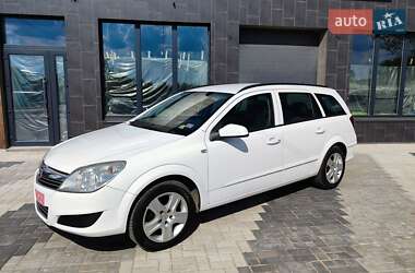 Універсал Opel Astra 2009 в Гайвороні