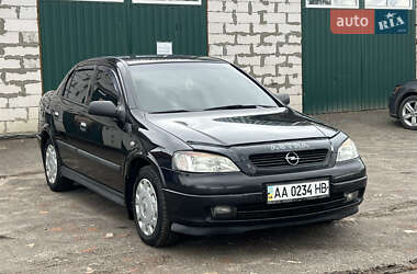 Седан Opel Astra 2007 в Новому Бузі
