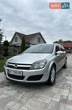 Універсал Opel Astra 2007 в Коломиї