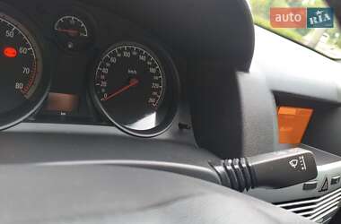 Універсал Opel Astra 2010 в 