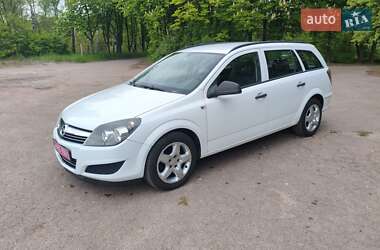 Універсал Opel Astra 2010 в 