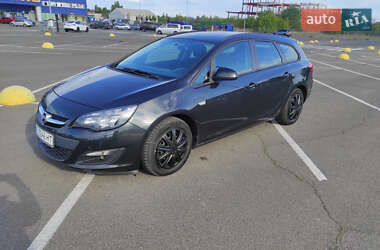 Універсал Opel Astra 2014 в 
