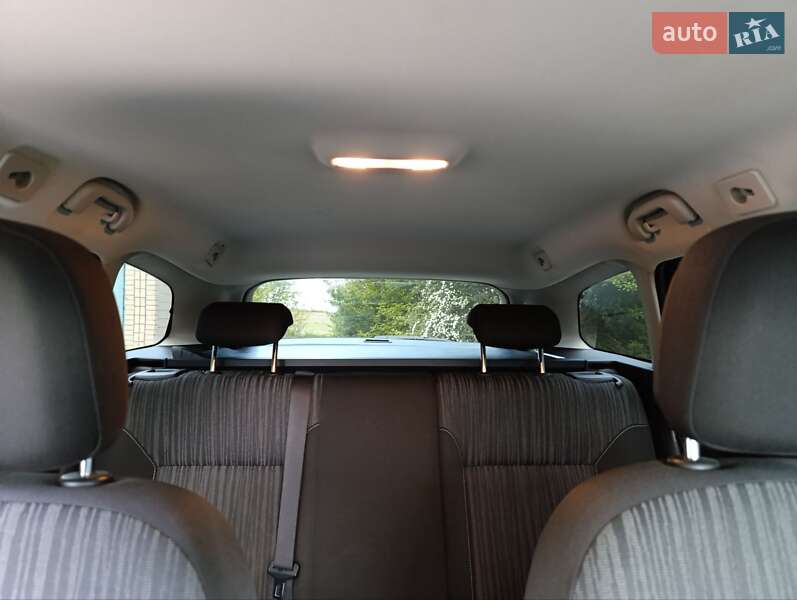 Универсал Opel Astra 2012 в Хмельницком