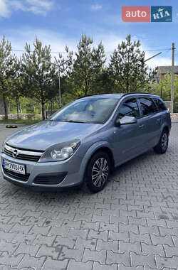 Універсал Opel Astra 2005 в 