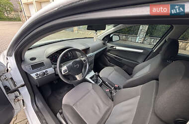 Универсал Opel Astra 2010 в 