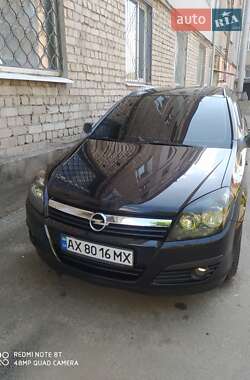 Универсал Opel Astra 2006 в 