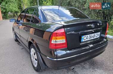 Седан Opel Astra 2008 в 