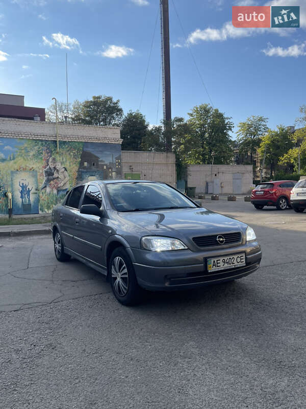Opel Astra 2008