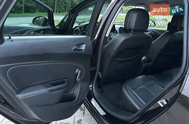 Универсал Opel Astra 2011 в 
