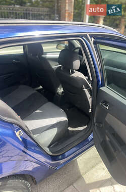 Універсал Opel Astra 2006 в 