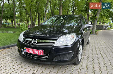 Універсал Opel Astra 2009 в Олександрії