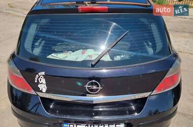 Хетчбек Opel Astra 2008 в 